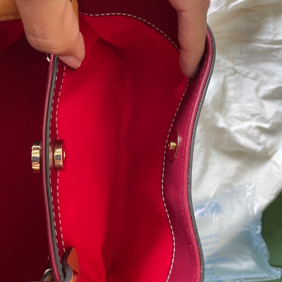 Sold on Facebook - Picture 9 of 10